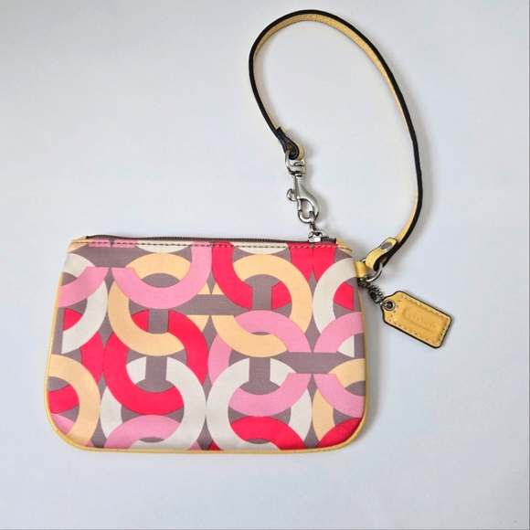 Coach Handbags - Coach Wristlet